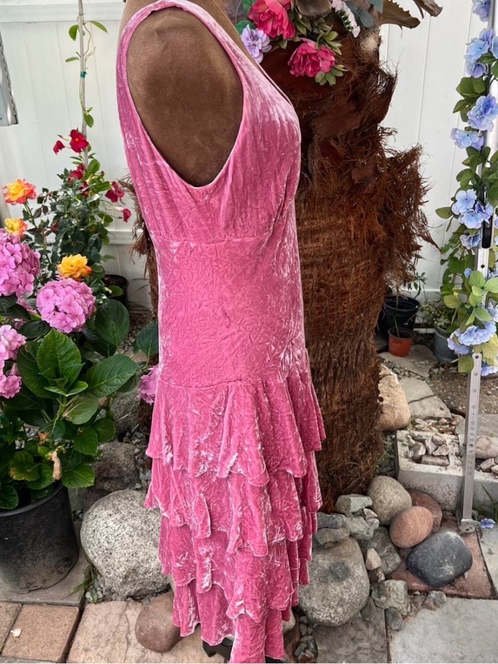 Laundry By Shelli Segal Dusty Rose Velvet Ruffles Romantic Dress - Picture 3 of 7